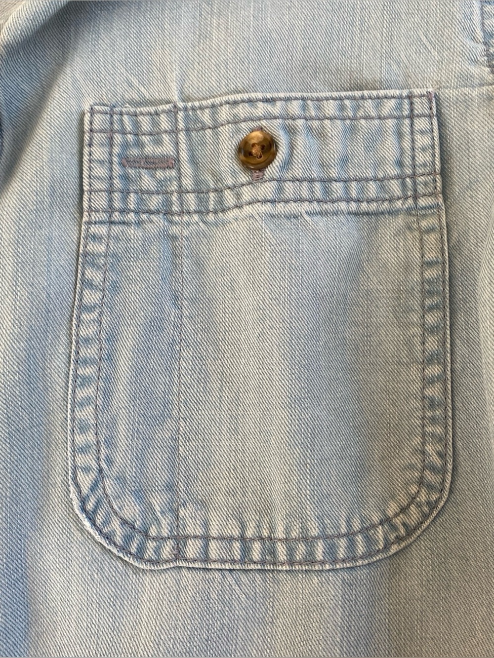 CHAPS Women's Sz M Chambray Blue Shirt Button Up L/S Pockets Tencel Classic - Picture 3 of 10